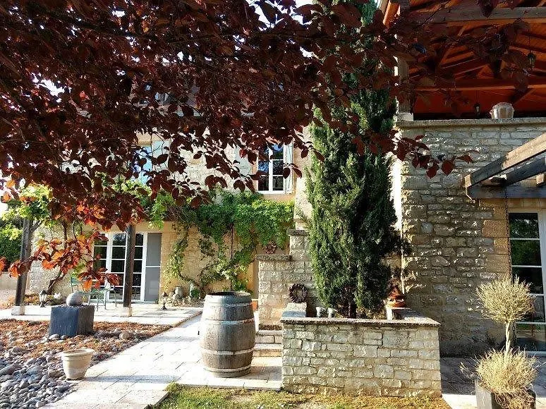 La Lezardiere Gourdon-en-quercy Bed & Breakfast